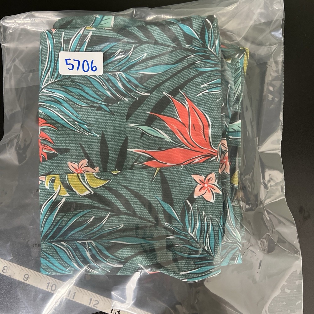 RipSkirt Hawaii Skirt Women Sz L Floral Wrap Quick Dry Resort Beach Swimwear - Picture 11 of 11